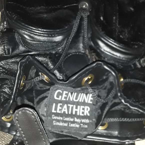 leather drawstring bag - Picture 3 of 3